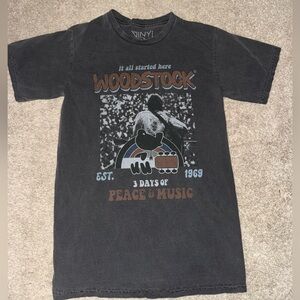 Woodstock graphic tee